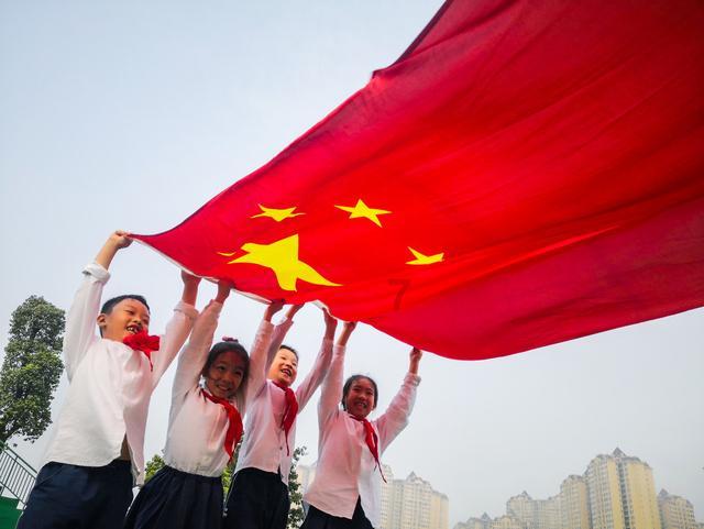 白蛇传奇洞天秘境:万古神帝的探险之旅!
